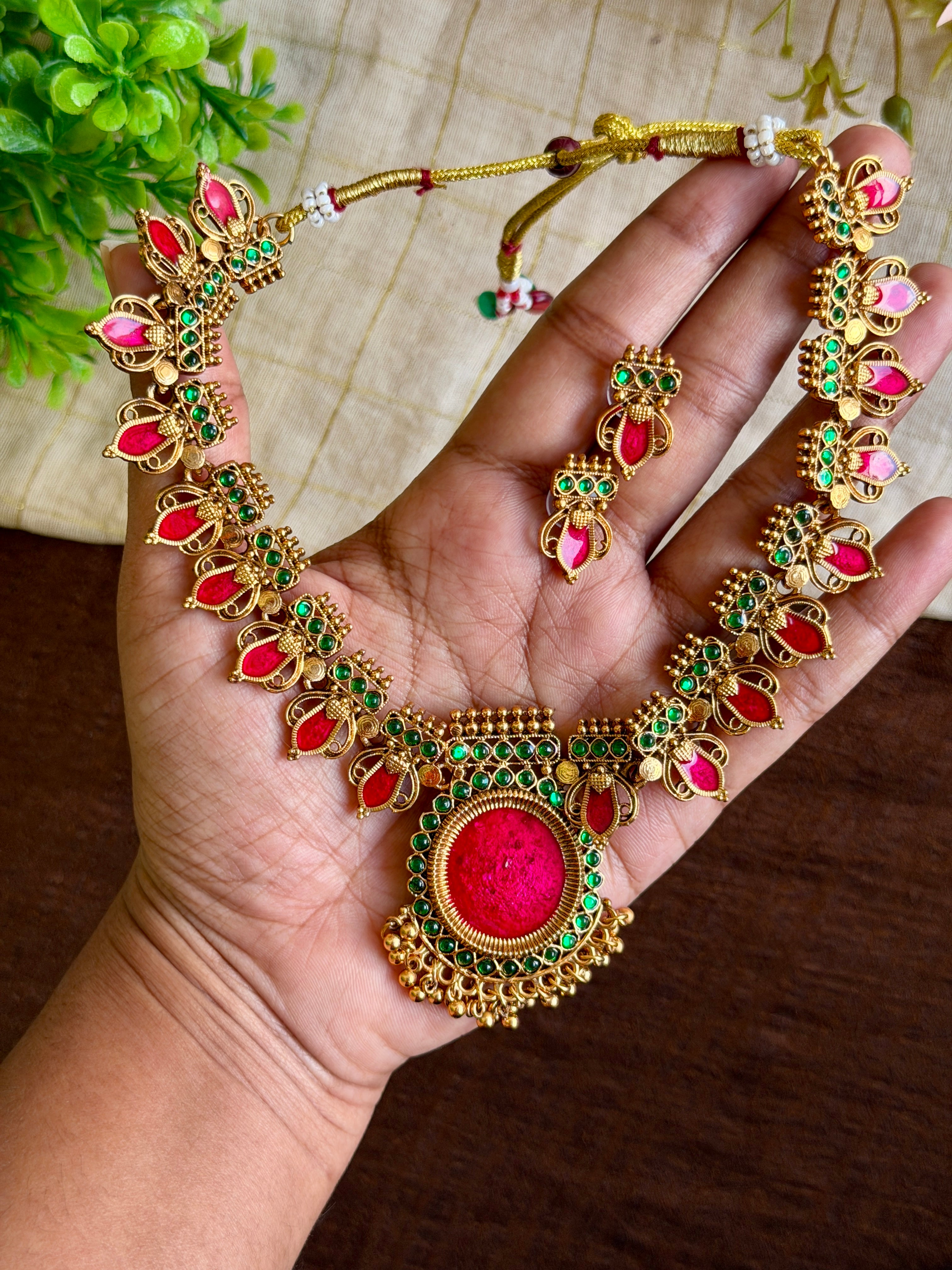 Red Palakka Heritage Short Haram Set