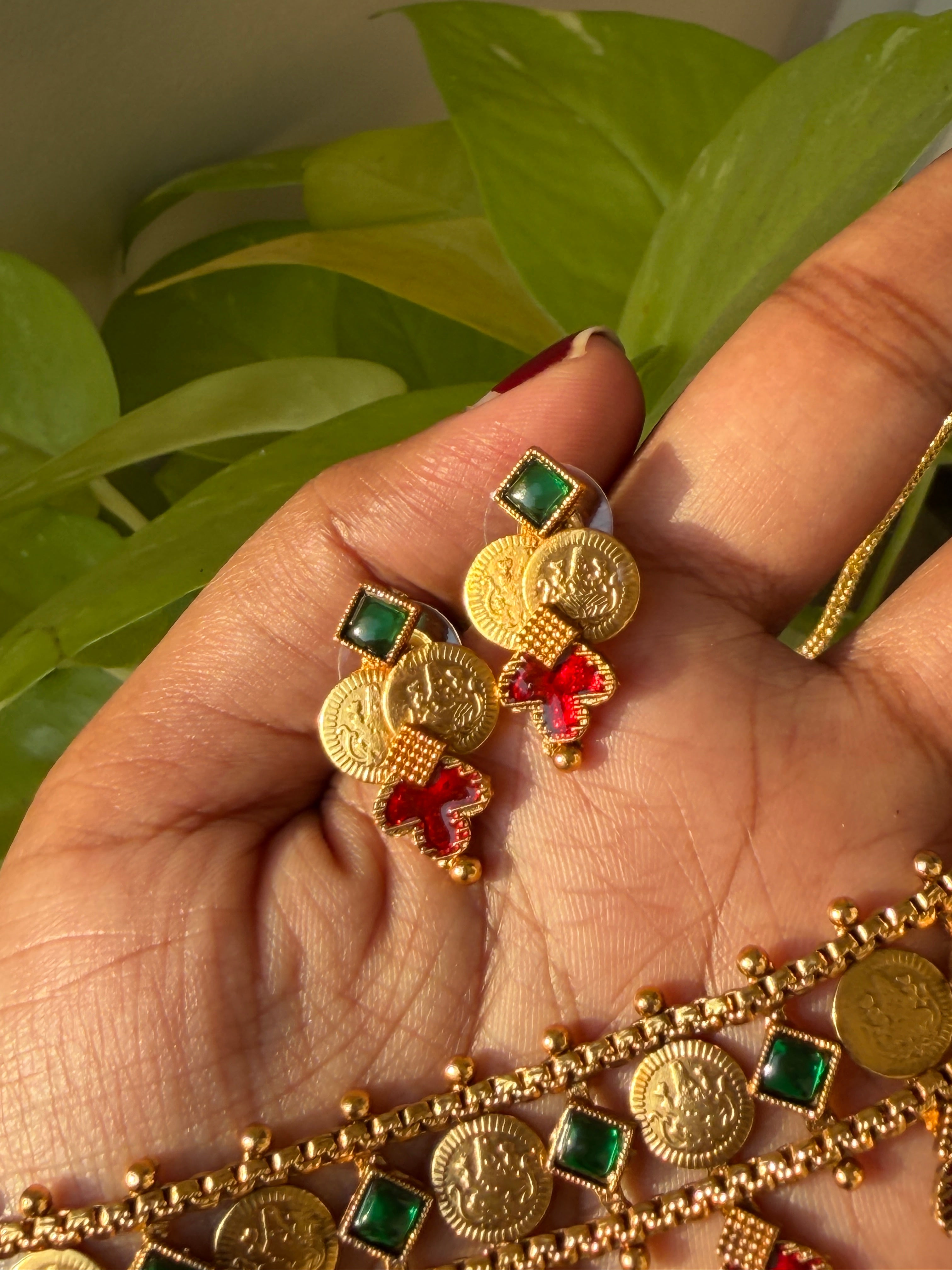 Emerald & Red Choker