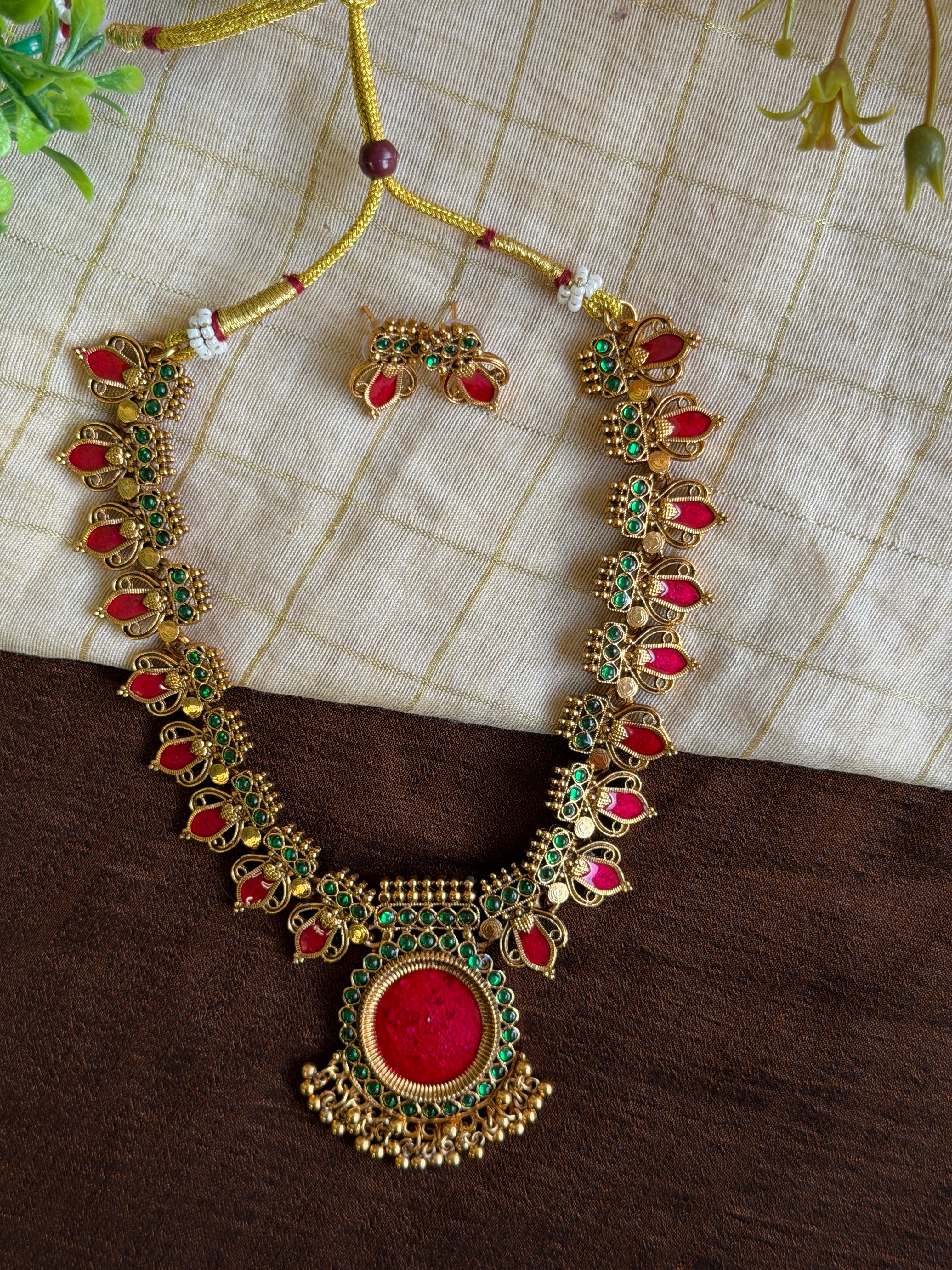Red Palakka Heritage Short Haram Set