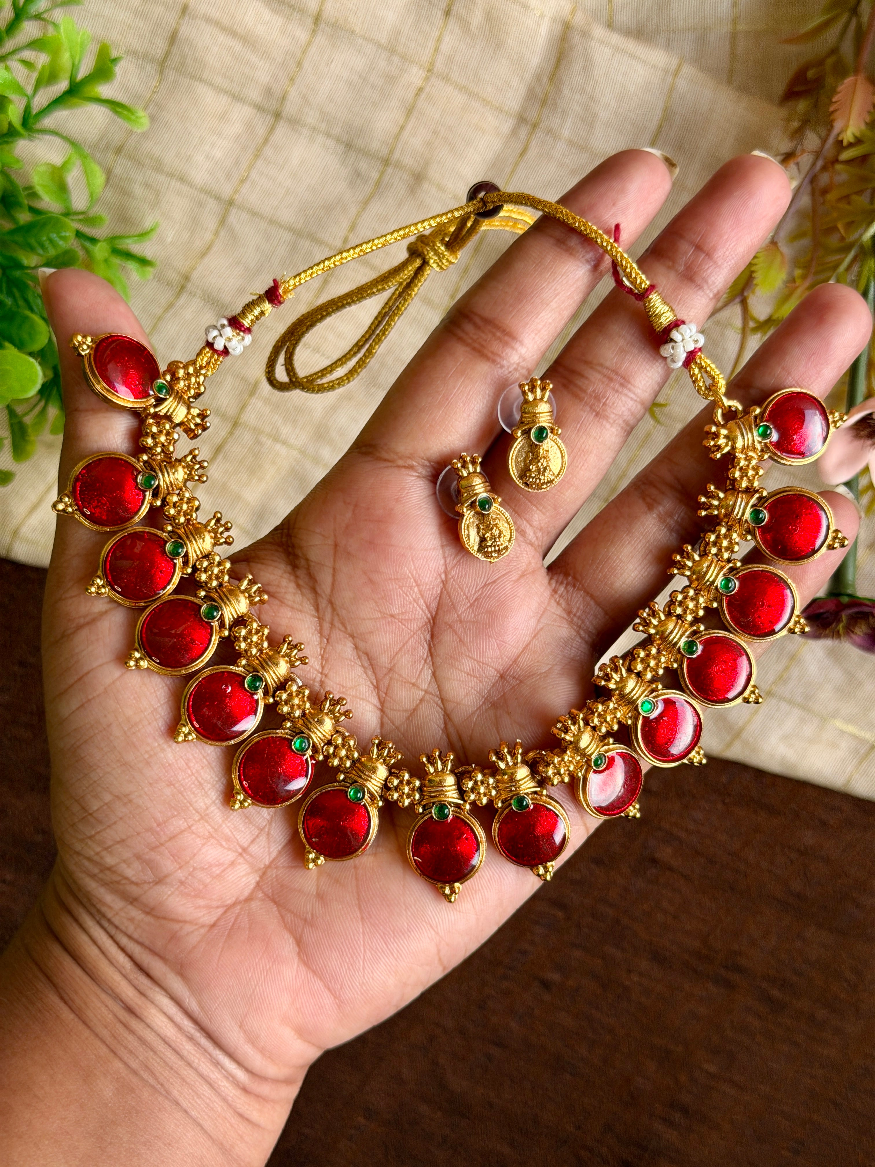 Royal Red Non-Idol Heritage Necklace Set