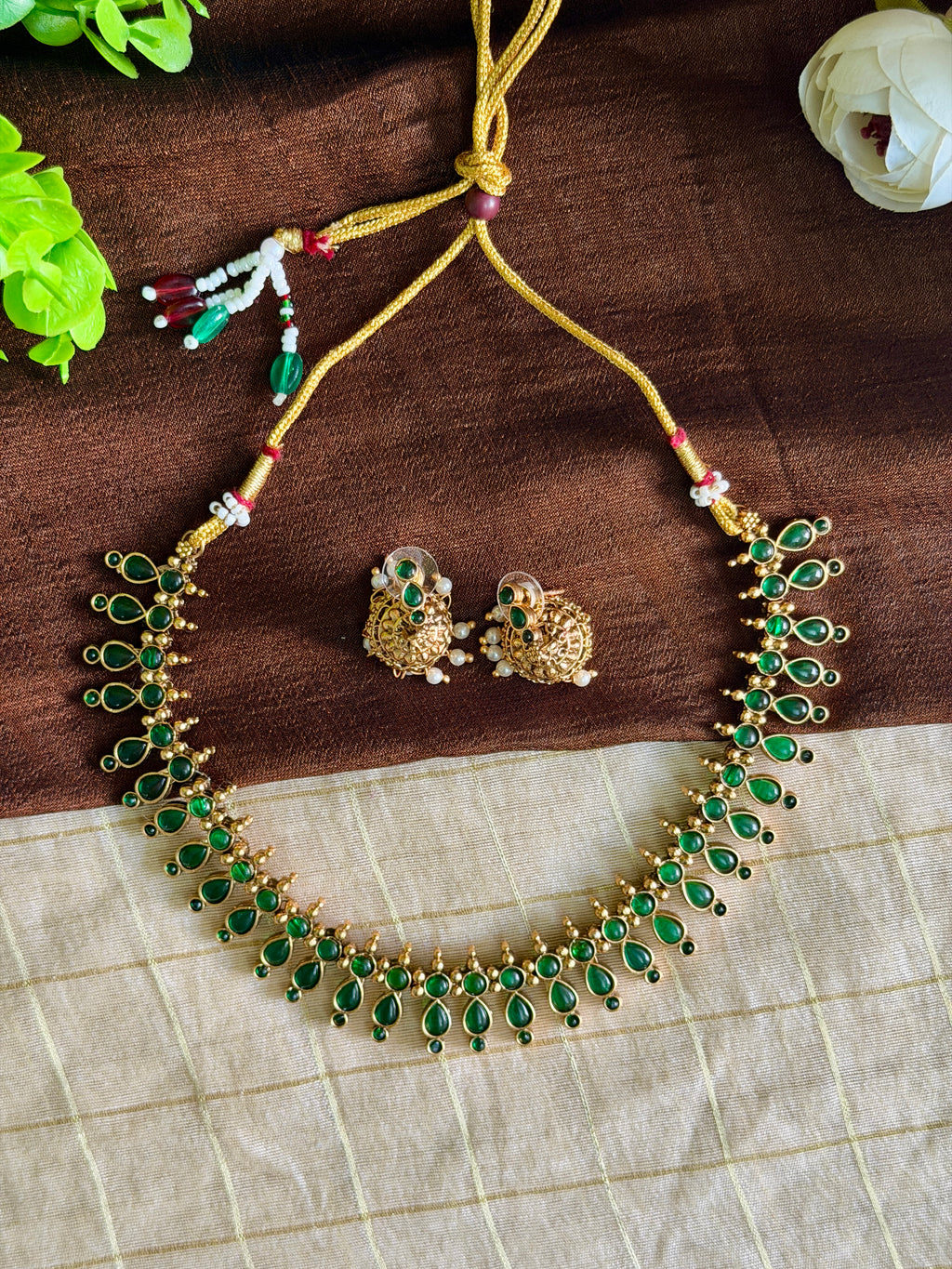 Green Kemp Stone Necklace Set