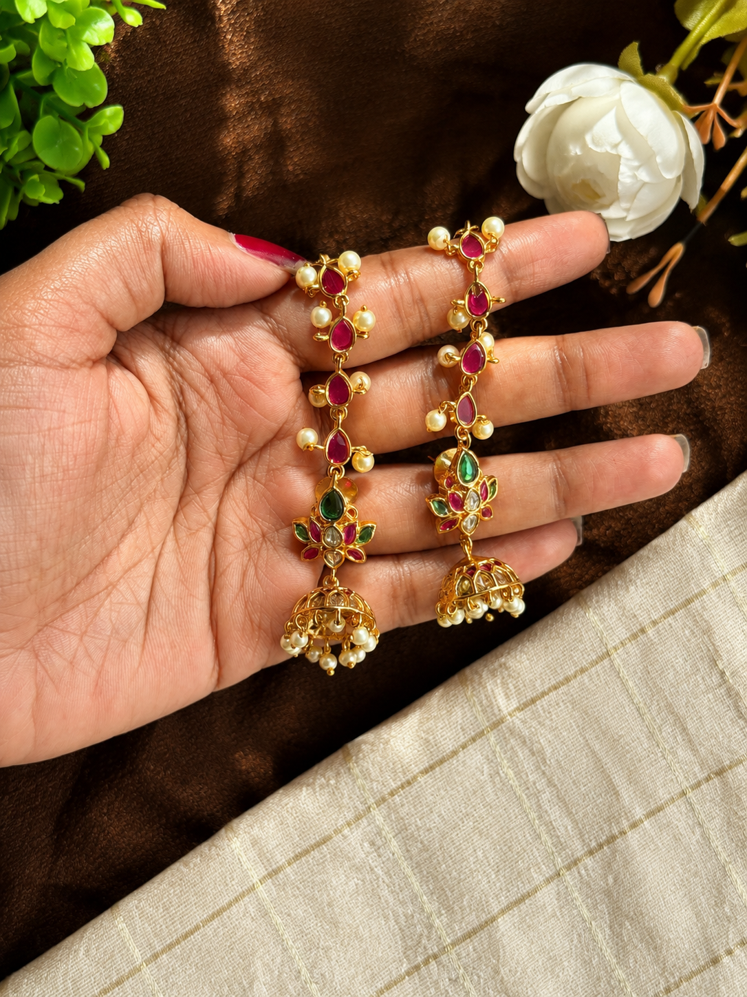 Lotus Jhumka Mattal
