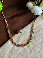 Vaiga Necklace Set
