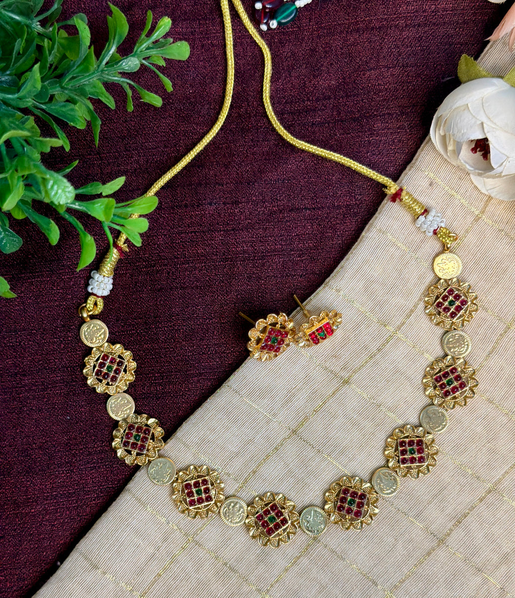 Nayana Necklace / Choker
