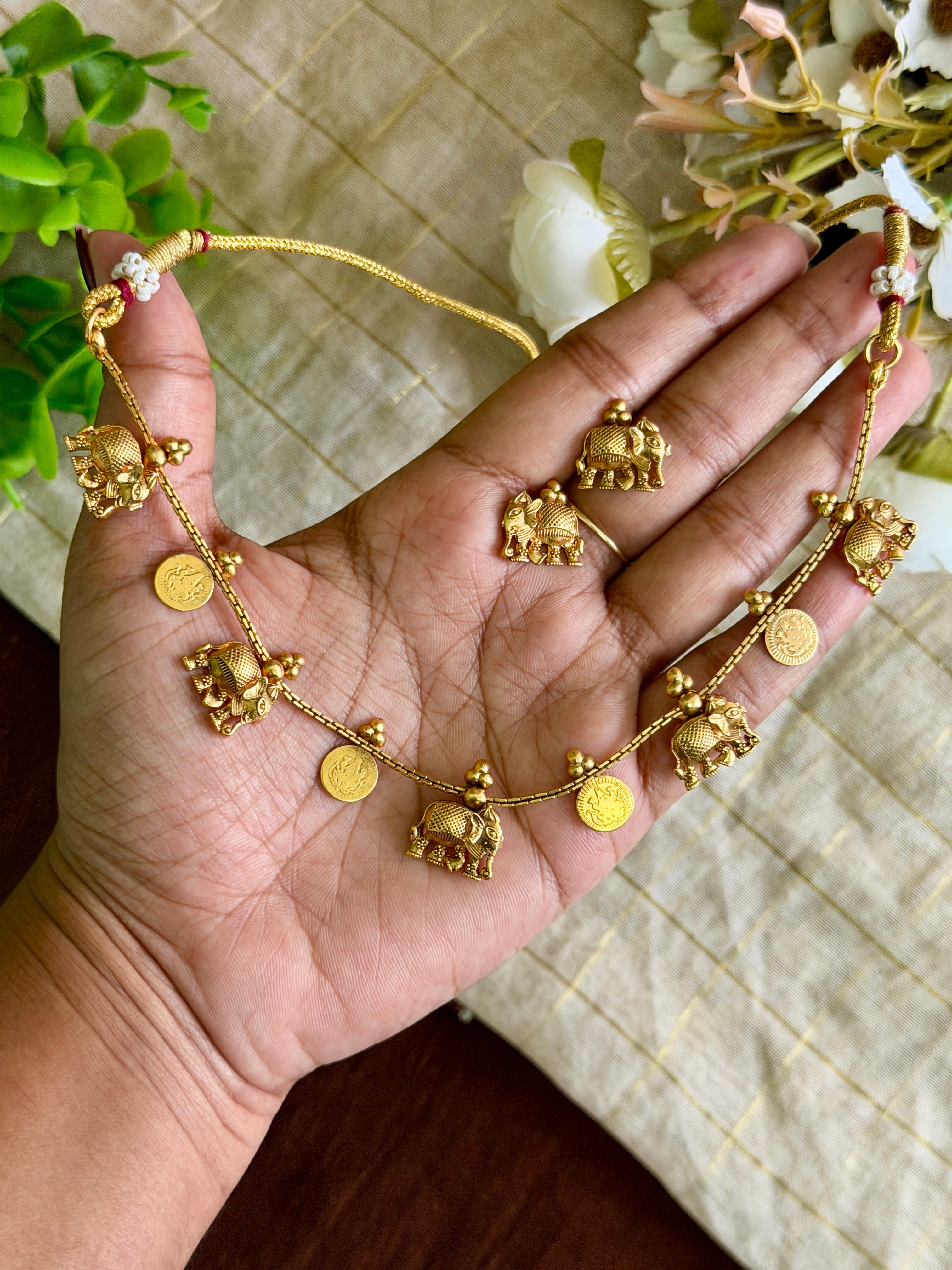 Single Layer Elephant Necklace Set