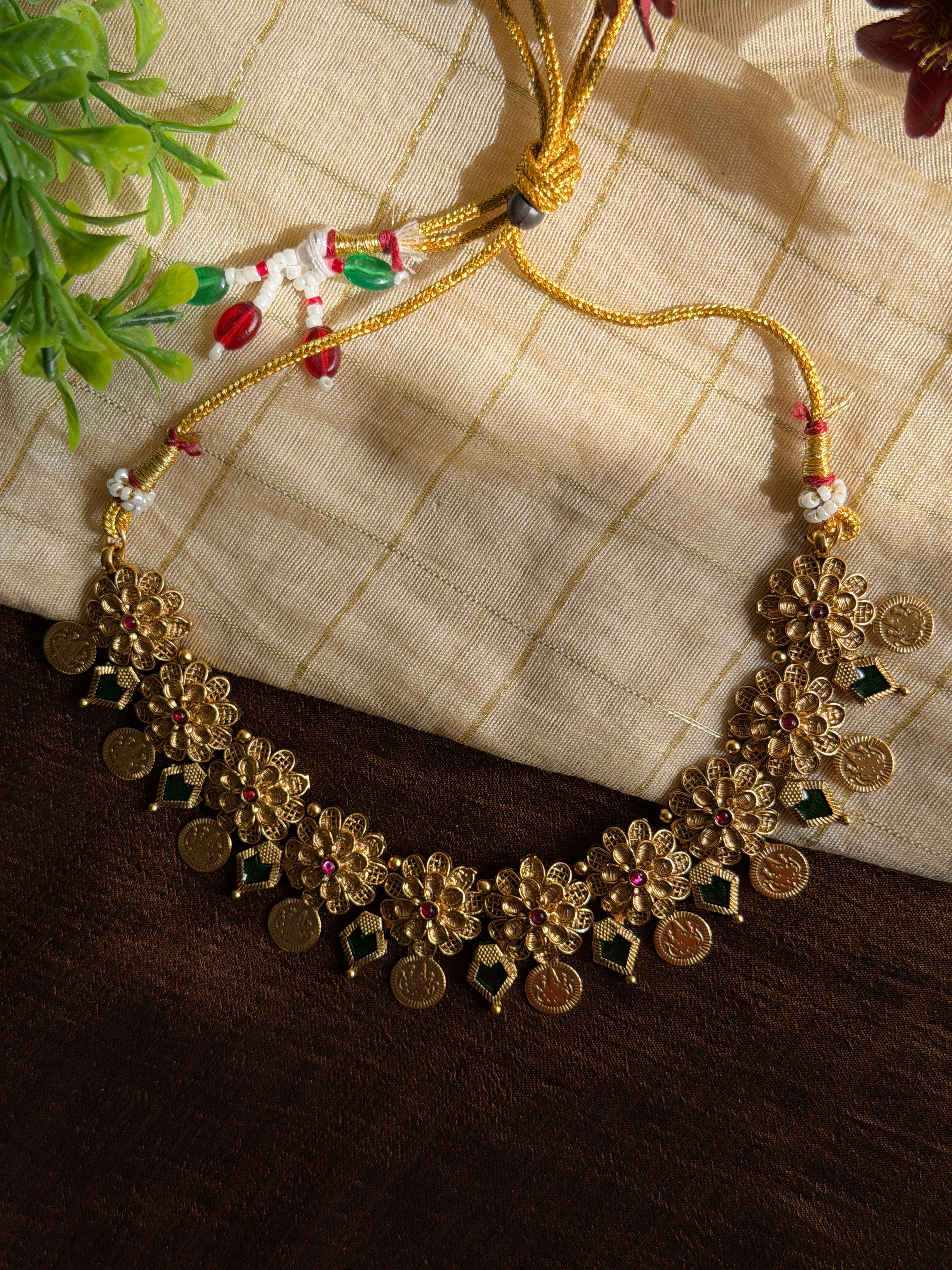 Flora Coin palakka Necklace Set